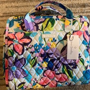 Vera Bradley Hanging Organizer in MarianFloral NWT
